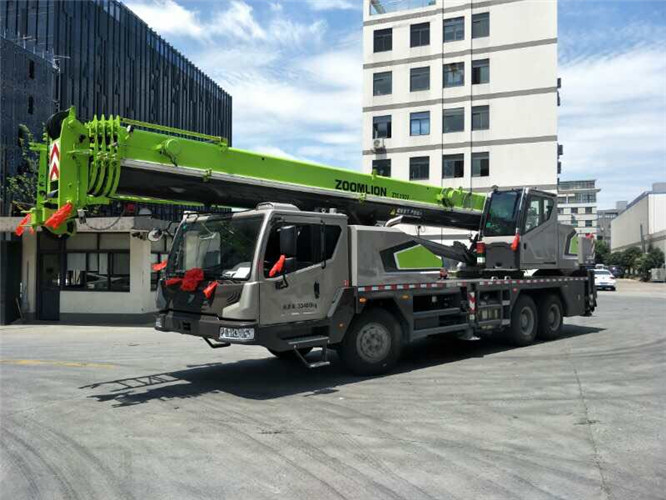 邛崃市随车吊师傅告诉你租赁随车吊车如何区分吨位